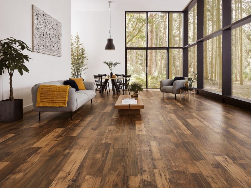 Laminate flooring Milners